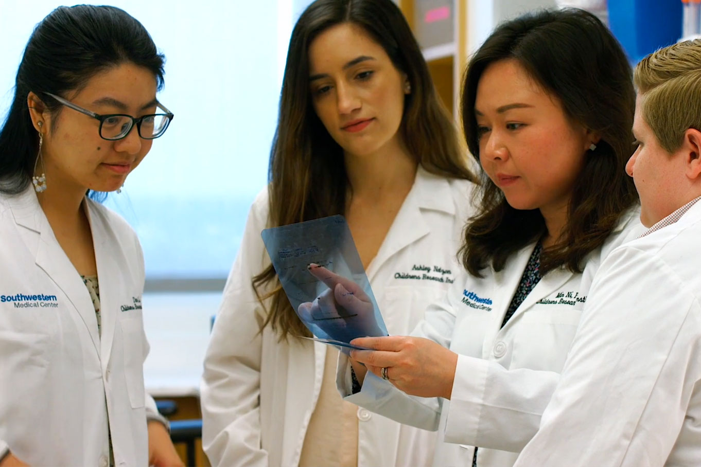 Researchers in the DeBerardinis laboratory