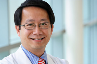 Dr. Lu Le headshot
