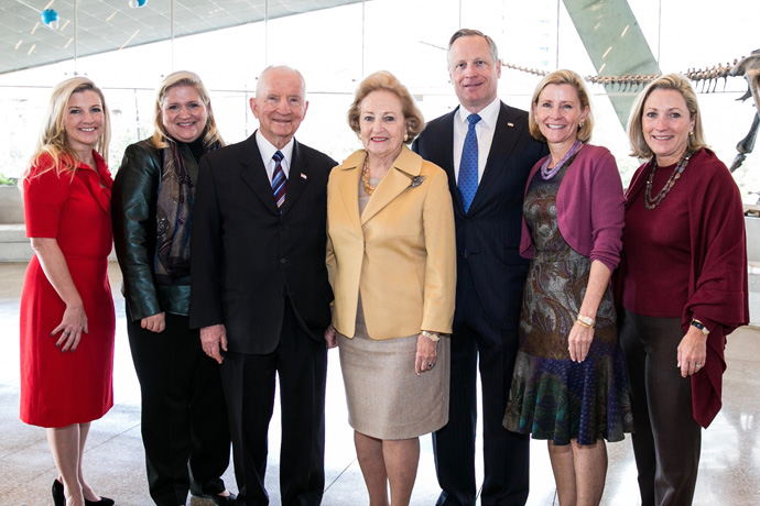 Perot Family group photo in Perot museum