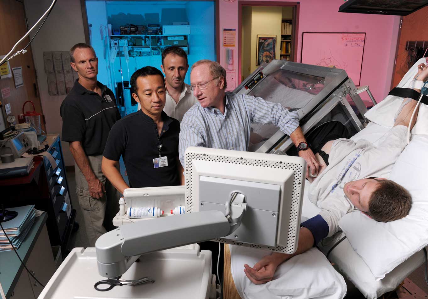 Dr. Levine and his team at the IEEM testing a volunteer in a lower body negative pressure chamber, which is used to reproduce the effect of gravity on the body’s circulation. 