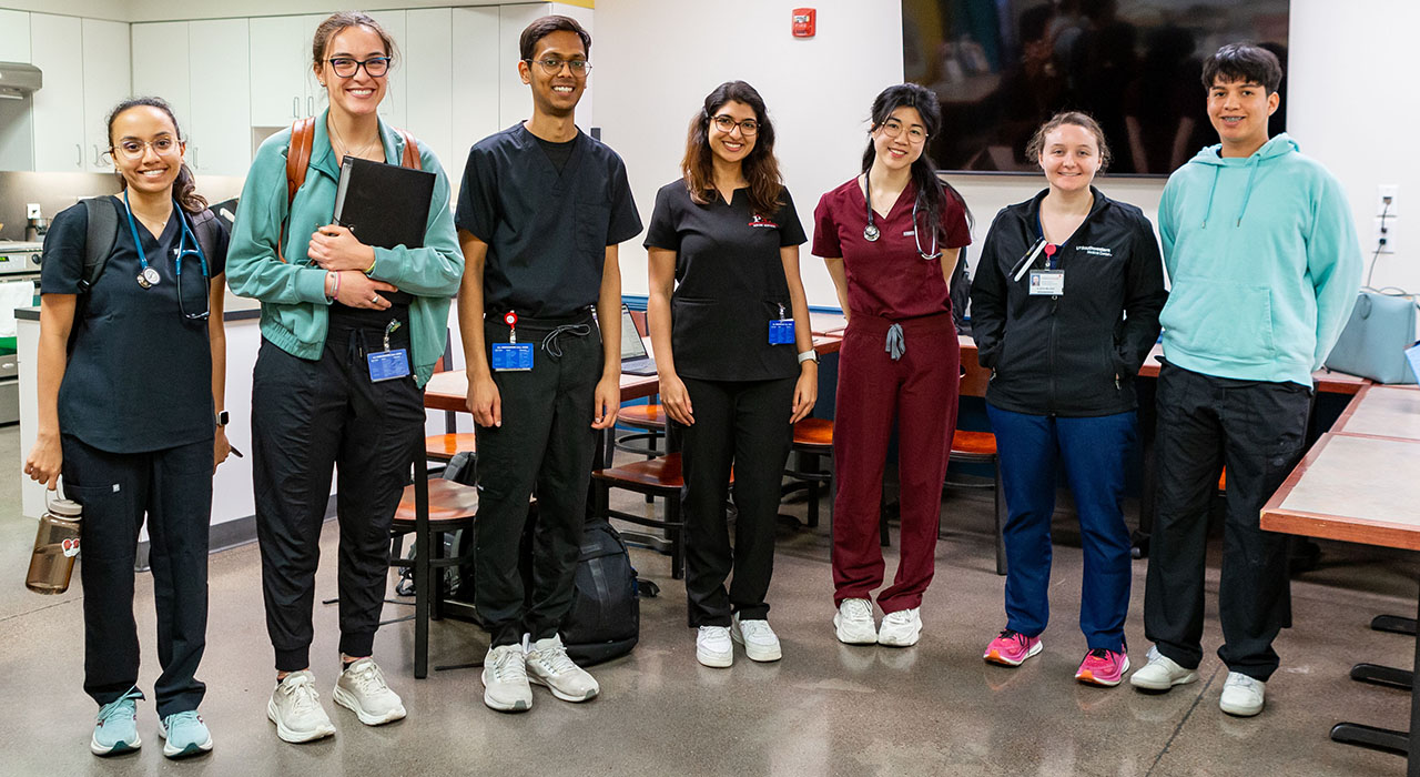 Student volunteers at Brother Bills helping hand