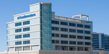 exterior view of the UT Southwestern Outpatient building