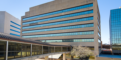 exterior view of the UT Southwestern professional office building 2