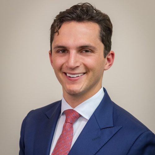 Cyrus Steppe, MD headshot