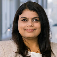 Dr. Parul Sharma headshot